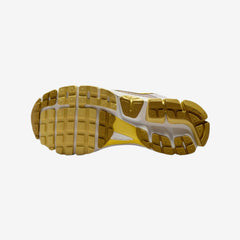 Nike Zoom Vomero 5 Women's Lifestyle Sneakers