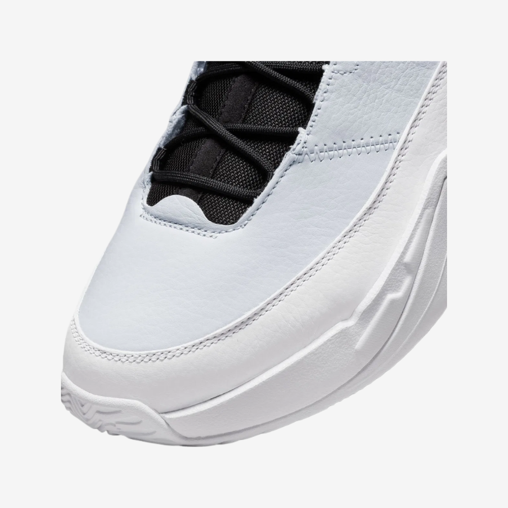 Nike Air Jordan Max Aura 3 Men's Lifestyle Sneakers