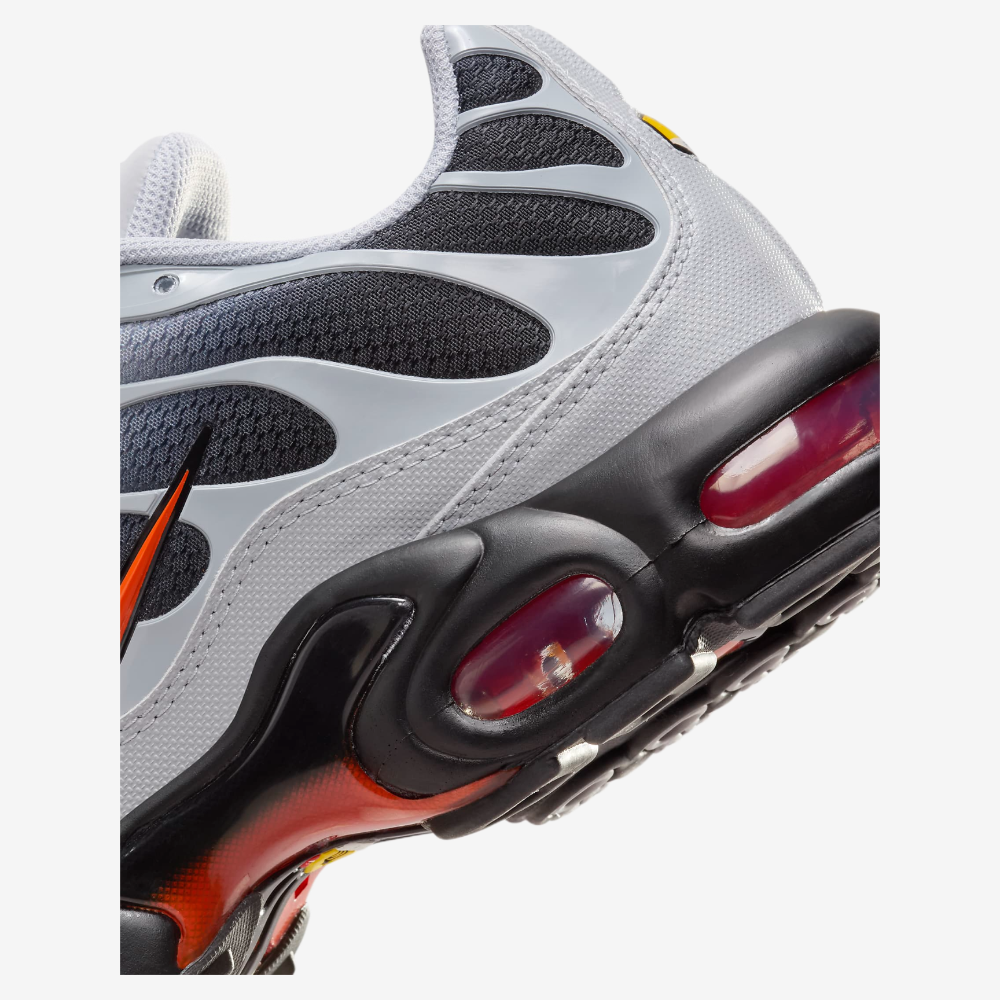 Nike Air Max Plus Men's Lifestyle Sneakers