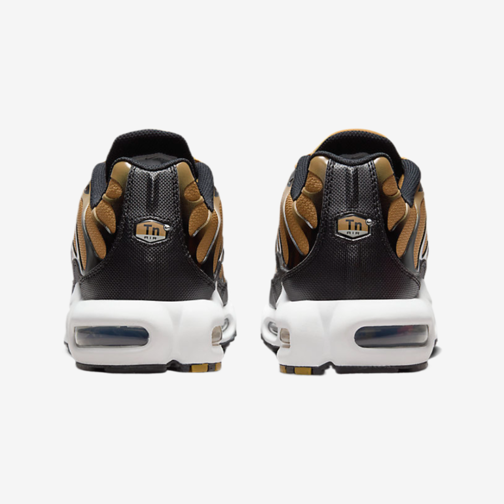 Nike Air Max Plus Men's Lifestyle Sneakers