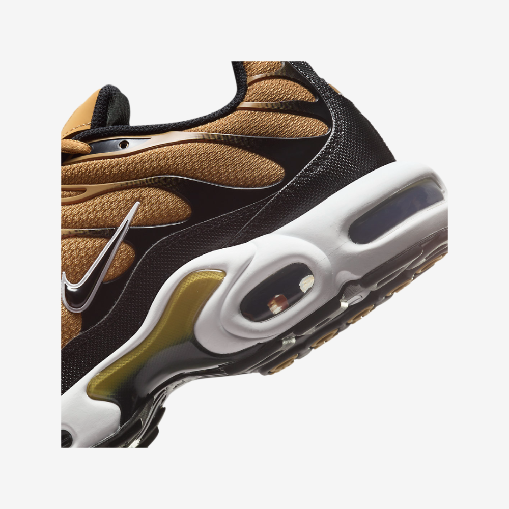 Nike Air Max Plus Men's Lifestyle Sneakers
