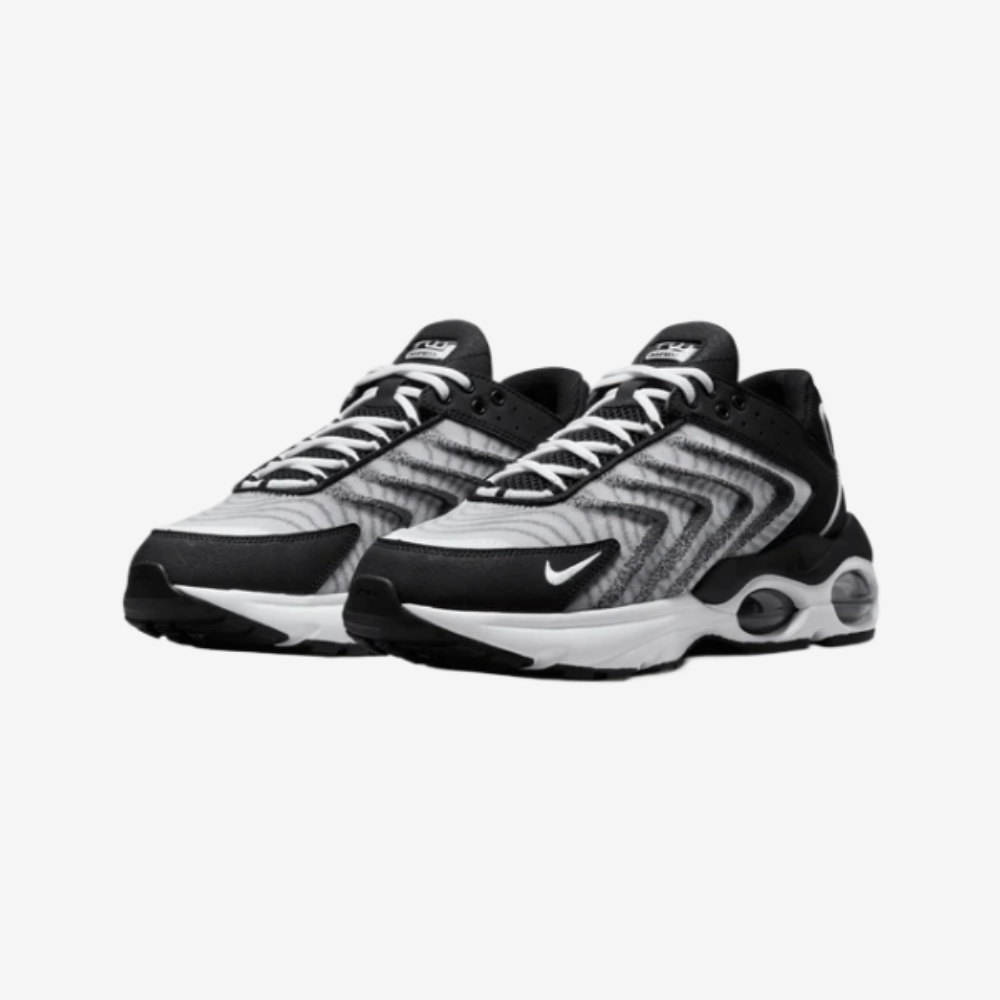 Nike Air Max TW Men's Lifestyle Sneakers
