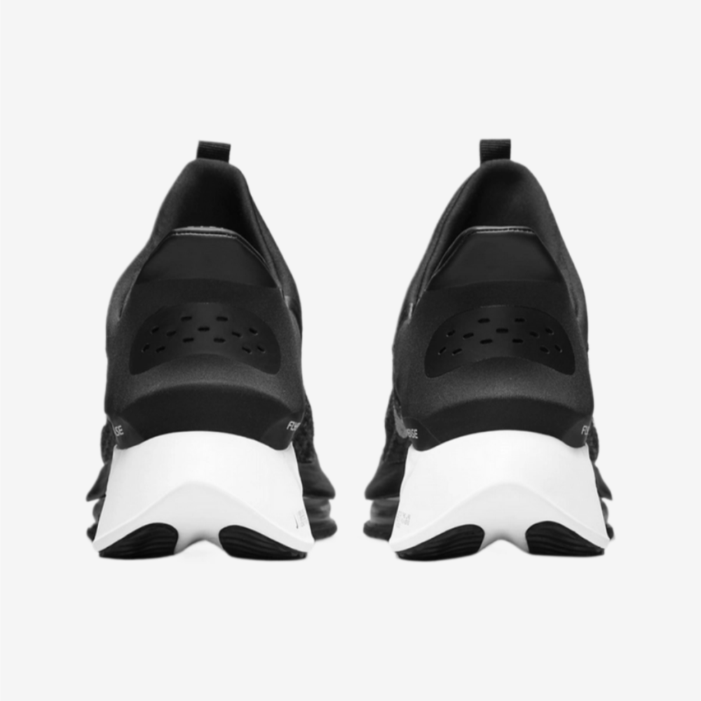 Nike Air Zoom Tempo NEXT% FlyEase Men's Running Sneakers