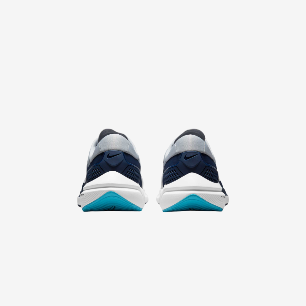 Nike Air Zoom Vomero 15 Men's Running Sneakers