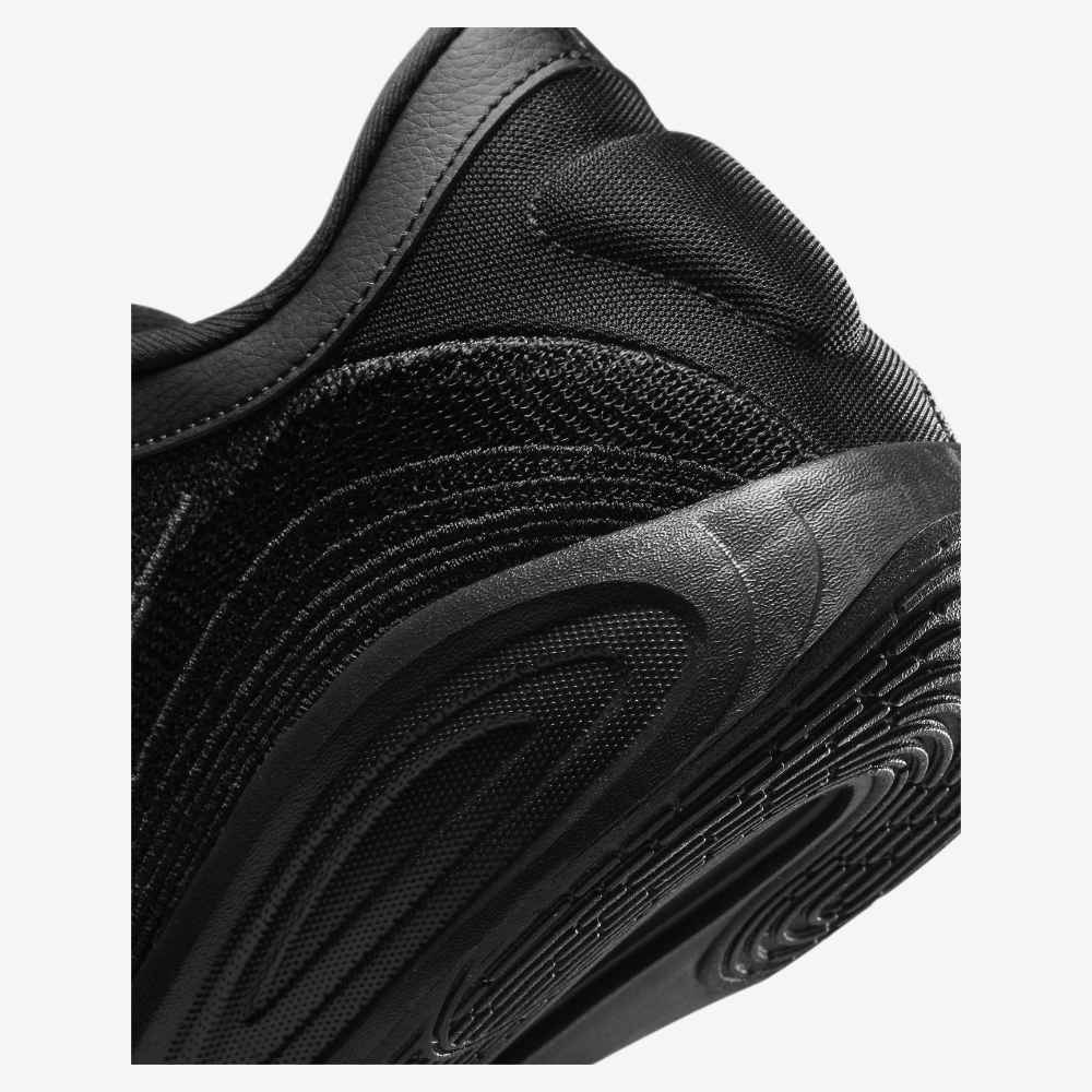 Nike G.T. Hustle Academy Men's Basketball Shoes
