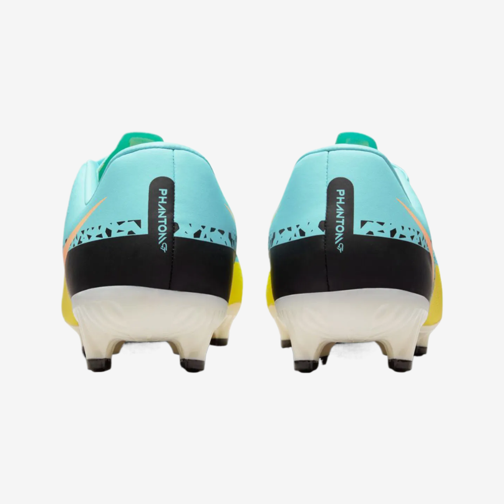 Nike Phantom GT2 Academy FG/MG Men's Football Cleats