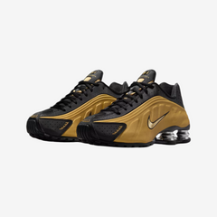 Nike Shox R4 Women's Lifestyle Sneakers