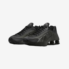 Nike Shox R4 Men's Lifestyle Sneakers