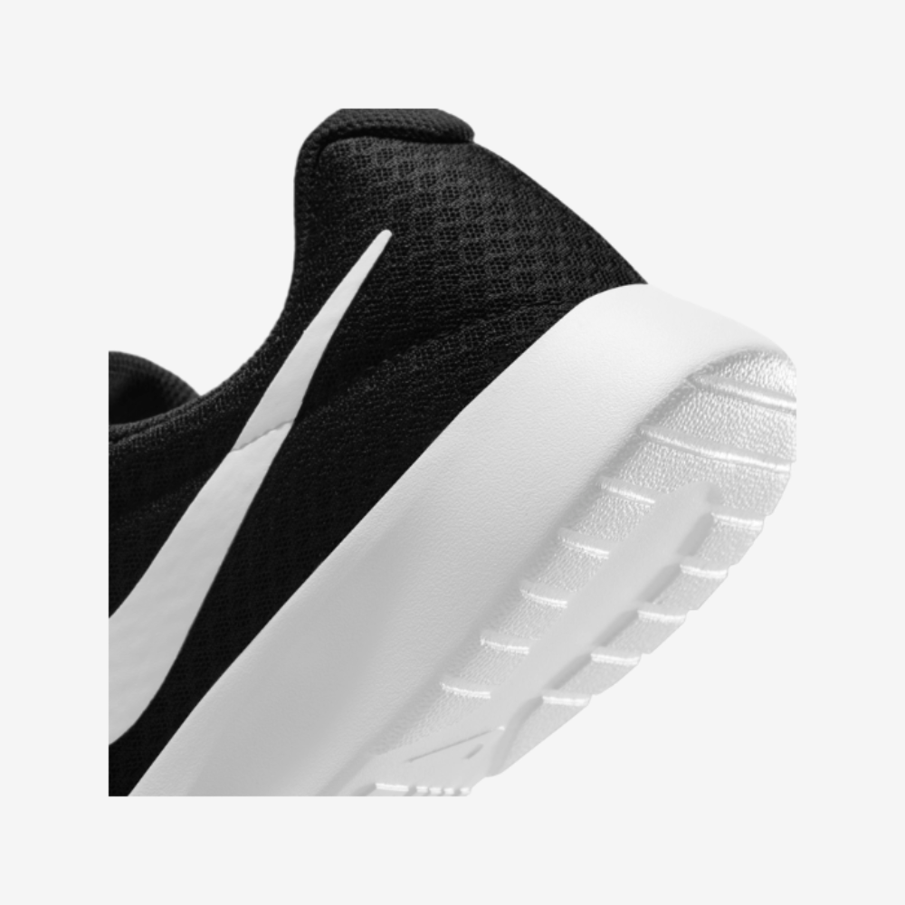 Nike Tanjun Men's Fashion Shoes