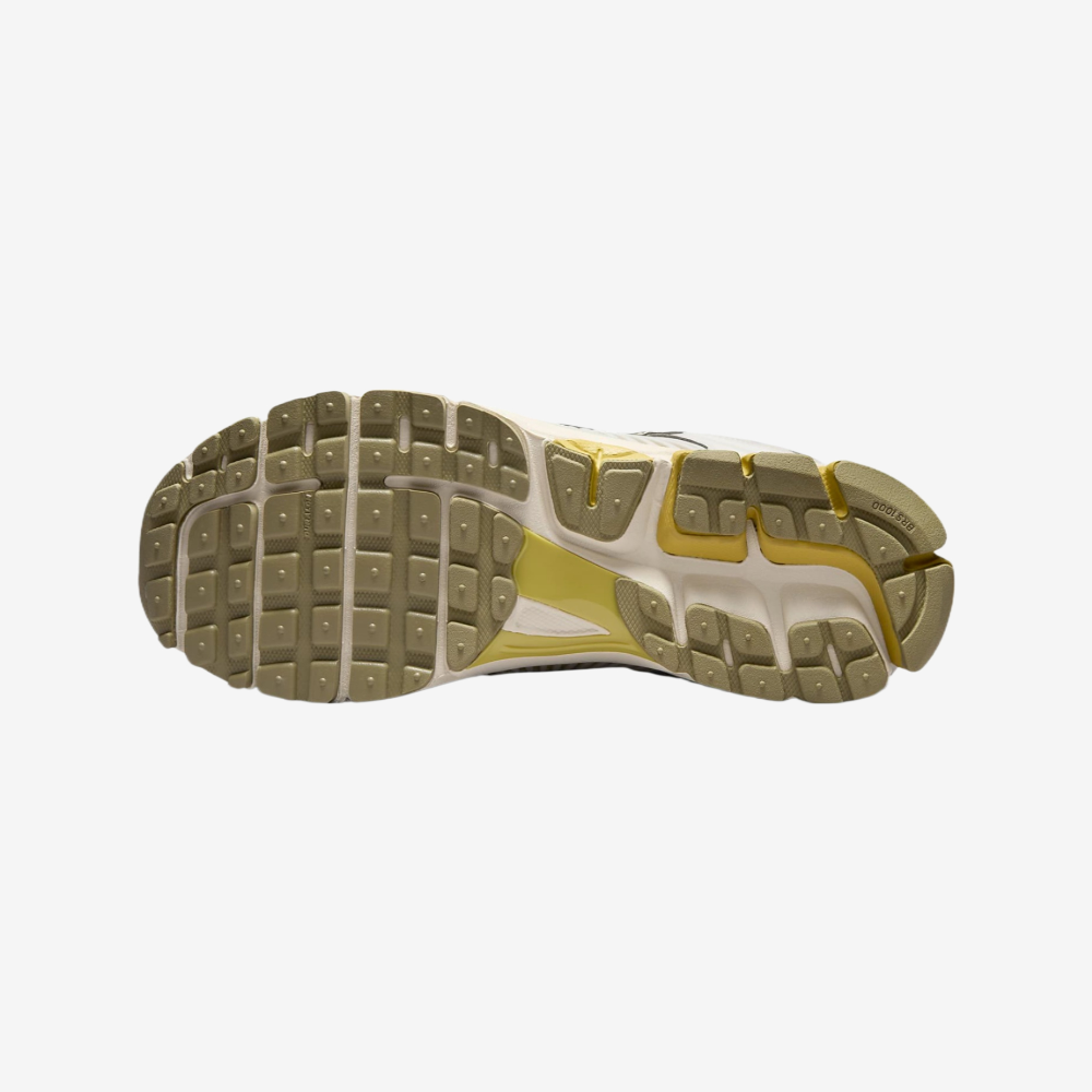 Nike Zoom Vomero 5 Men's Trainers Sneakers Shoes