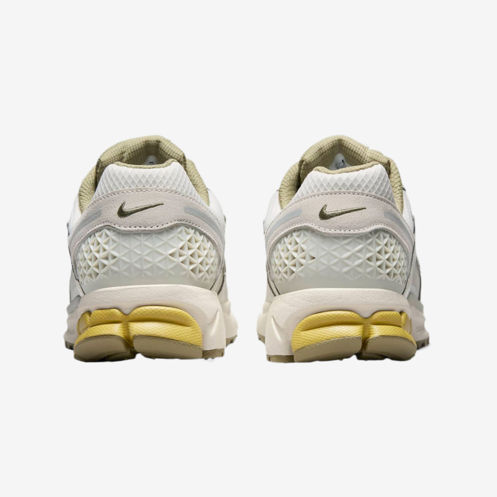 Nike Zoom Vomero 5 Men's Trainers Sneakers Shoes