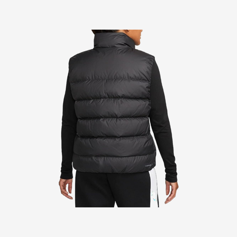 Nike Women s Sportswear Therma FIT Windrunner Down Vest Sneaker Finder