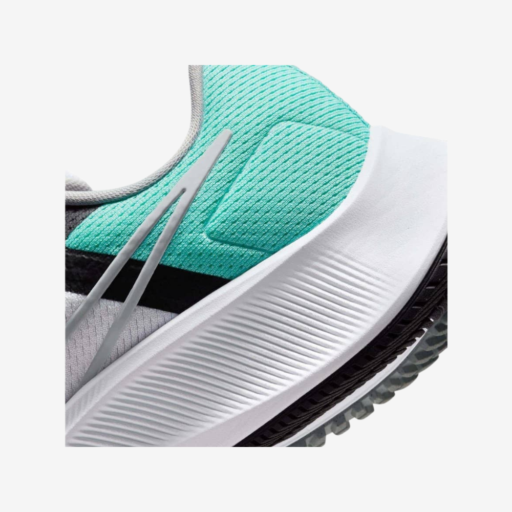 Nike Air Zoom Pegasus 38 Men's Trainers Running Shoes CW7356-102
